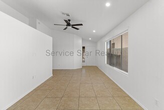 4143 E Anderson Dr in Phoenix, AZ - Building Photo - Building Photo