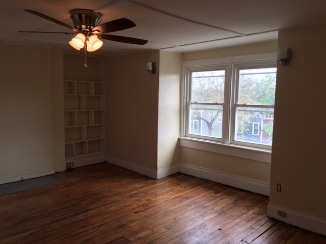 6049 Stanton Ave, Unit 3 in Pittsburgh, PA - Building Photo - Building Photo