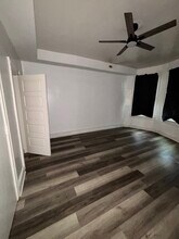 292X Parkwood Ave in Baltimore, MD - Building Photo - Building Photo