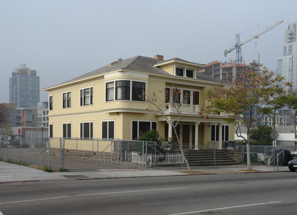 1131-1135 G St in San Diego, CA - Building Photo