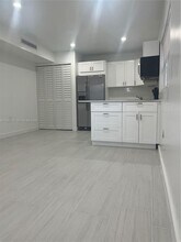 3912 SW 12th Ct in Fort Lauderdale, FL - Foto de edificio - Building Photo