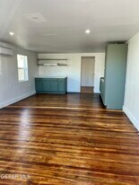 716 N Glenwood St in El Paso, TX - Building Photo