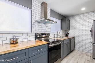 1502 E Topeka Dr in Phoenix, AZ - Building Photo - Building Photo