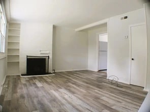 318 E Fairview Rd, Unit 318 in Oak Ridge, TN - Building Photo - Building Photo