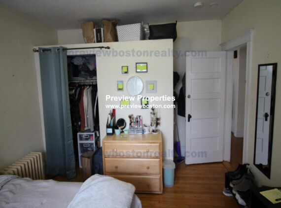 331 Faneuil St, Unit 1 in Boston, MA - Building Photo