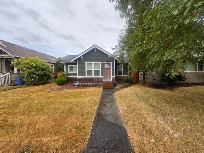 property at 527 S 50th St