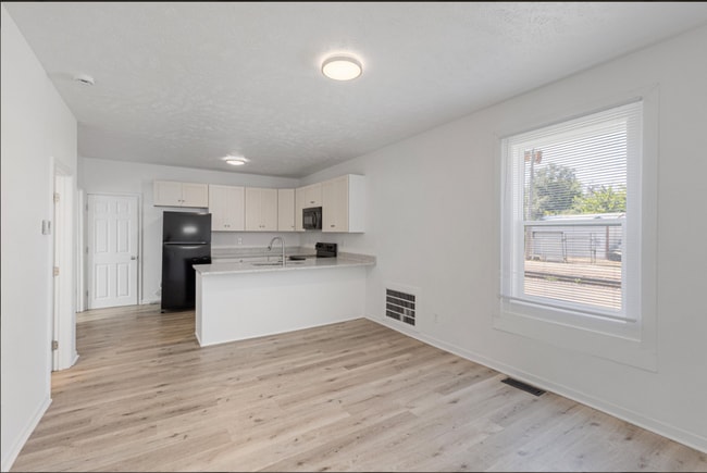 property at 1129 6th Ave