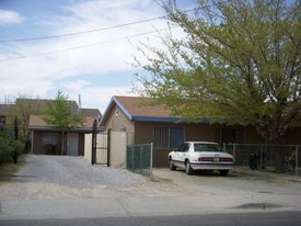 1743-1747 Mesquite Apartments