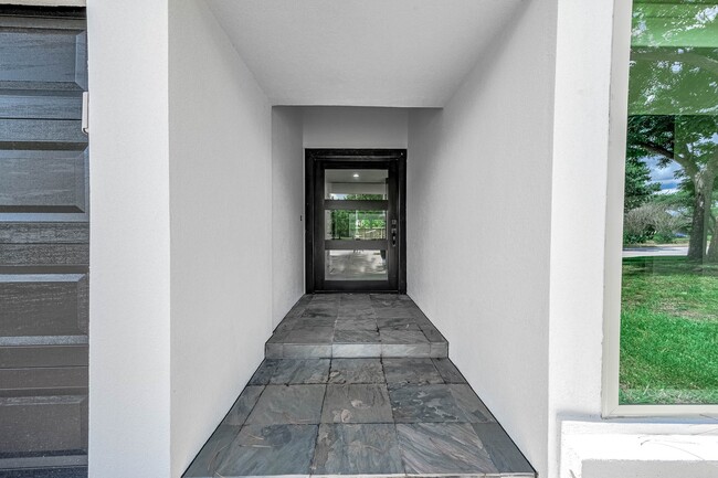 property at 7702 Richmond Ave.