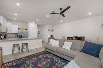 1026 McLaren Cir in Fort Walton Beach, FL - Building Photo - Building Photo