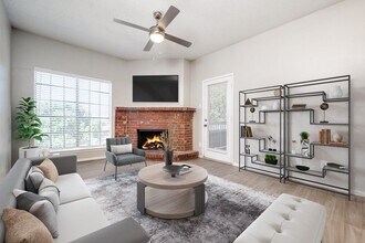 Foxborough Apartments in Irving, TX - Building Photo - Building Photo