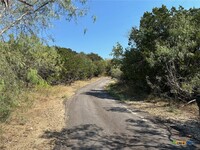 1103 Hillyer St in San Marcos, TX - Foto de edificio - Building Photo