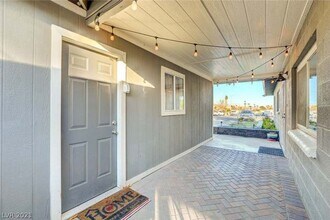 4044 Pepe Cir in Las Vegas, NV - Building Photo - Building Photo