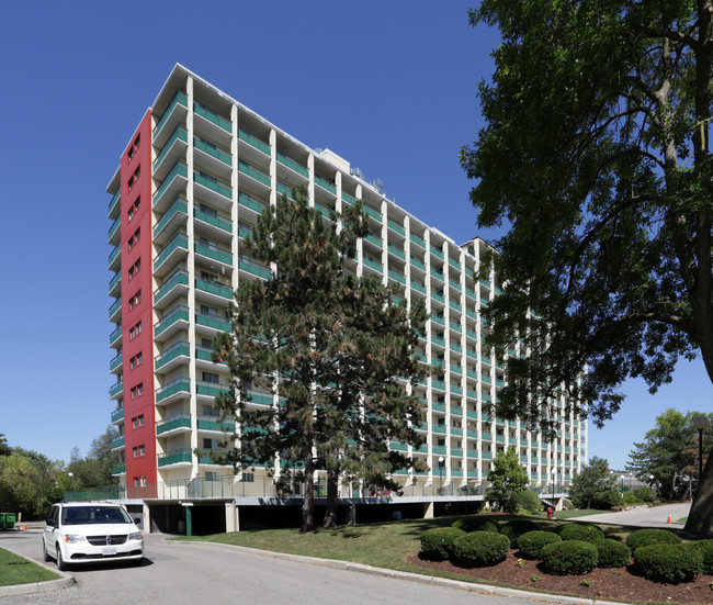 Black Willow Condominium Place in Waterloo, ON - Building Photo - Primary Photo