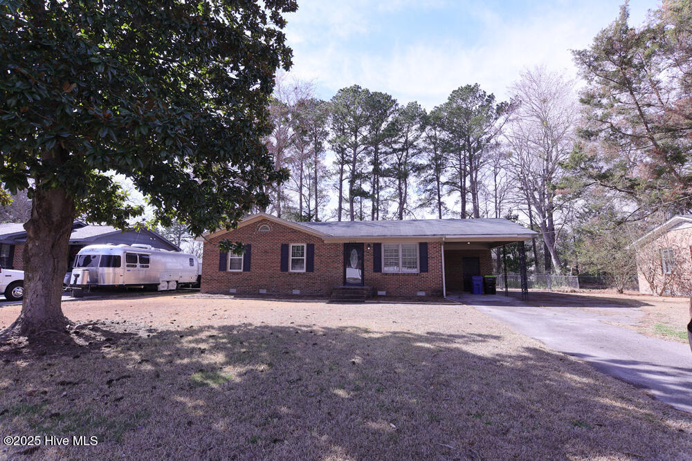 2530 Vernon Ave in Winterville, NC - Building Photo