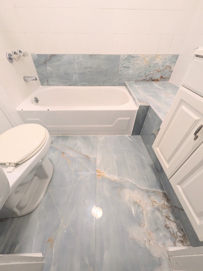 1614 N Gratz St in Philadelphia, PA - Foto de edificio - Building Photo