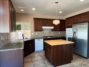 40180 Eastwood Ln in Palm Desert, CA - Building Photo - Building Photo