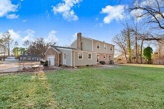 202 S Deluca Rd in Goldsboro, NC - Foto de edificio - Building Photo