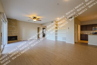 11333 N 92nd St, Unit 1003 in Scottsdale, AZ - Building Photo - Building Photo