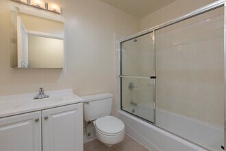702 Presidio Ave-Unit -101 in San Francisco, CA - Building Photo - Building Photo