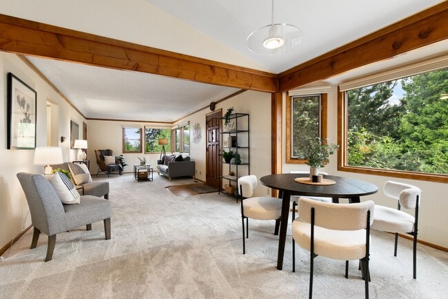 12013 Exeter Ave NE in Seattle, WA - Building Photo - Building Photo