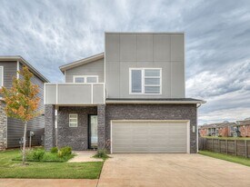 2541 NW 132nd St in Oklahoma City, OK - Building Photo