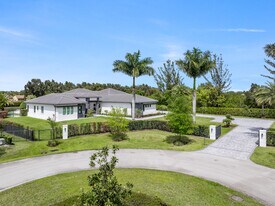 17101 Magnolia Estates Dr in Southwest Ranches, FL - Building Photo