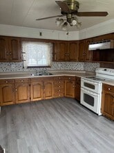 712 E Reynolds St in New Castle, PA - Building Photo - Building Photo