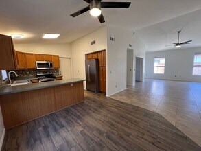 9515 E Posada Ave in Mesa, AZ - Building Photo - Building Photo