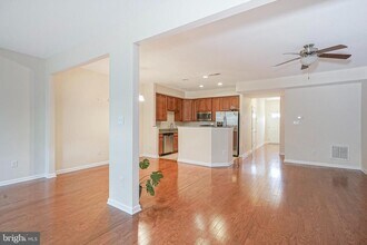 56 Sundance Dr in Trenton, NJ - Building Photo - Building Photo