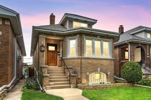 3108 N 78th Ct in Elmwood Park, IL - Building Photo