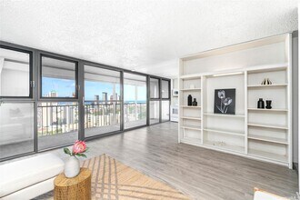 1520 Ward Ave in Honolulu, HI - Building Photo - Building Photo