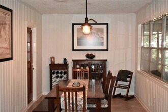 4624 Verone St in Bellaire, TX - Building Photo - Building Photo