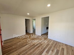 20 State Rd S-42-2453 in Inman, SC - Building Photo - Building Photo