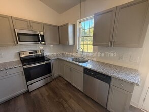 3773 Hinshaw Country Rd in Liberty, NC - Building Photo - Building Photo
