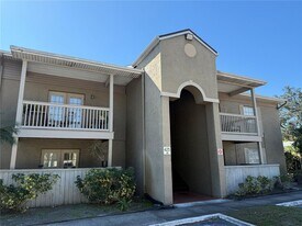 425 Wymore Rd in Altamonte Springs, FL - Building Photo