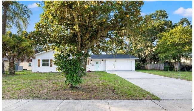 508 Brooker Rd in Brandon, FL - Building Photo - Building Photo