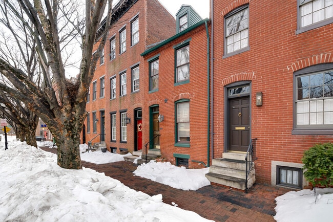 113 W Hill St in Baltimore, MD - Building Photo - Building Photo