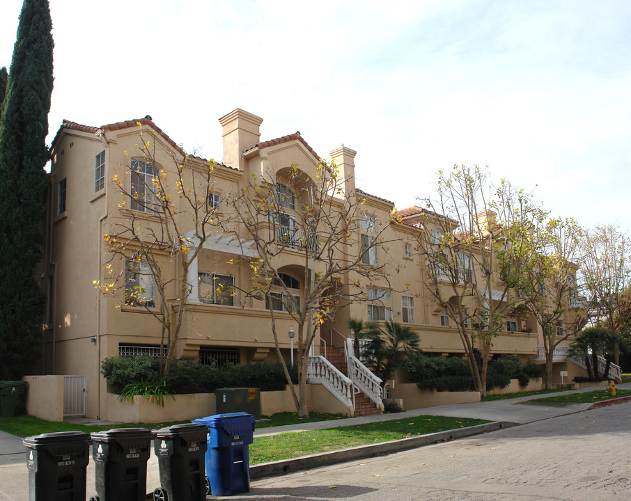 1112 La Maida St in North Hollywood, CA - Building Photo