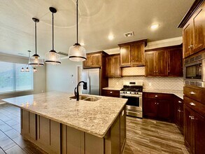 19601 Millstone Crossing Dr in Edmond, OK - Building Photo - Building Photo