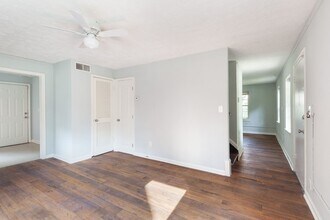 1004 Desoto St NW in Atlanta, GA - Building Photo - Building Photo