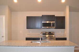 312 Pioneer Cir in Midland, TX - Building Photo - Building Photo
