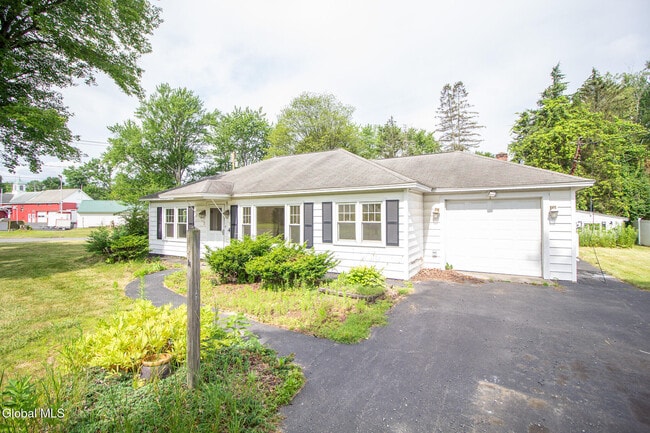 4 Weiser St in Glenmont, NY - Building Photo - Building Photo