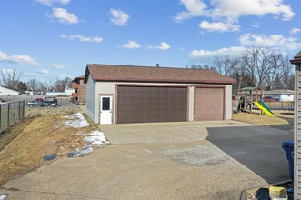 400 W North Ave in Little Chute, WI - Foto de edificio - Building Photo
