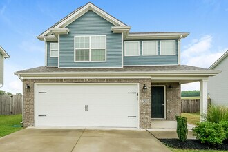 2500 Guildhall Ln in Lexington, KY - Building Photo - Building Photo