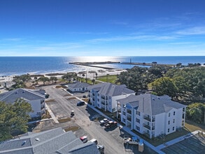 Current Apartments in Biloxi, MS - Building Photo - Building Photo
