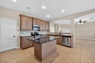 19323 S Cottonwood Green Ln in Cypress, TX - Building Photo - Building Photo