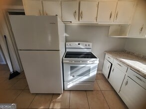 498 North Ave in Forest Park, GA - Building Photo - Building Photo