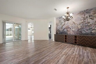 6121 46th Ln E in Bradenton, FL - Building Photo - Building Photo