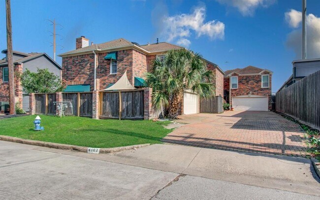 4102 Childress St in Houston, TX - Building Photo - Building Photo
